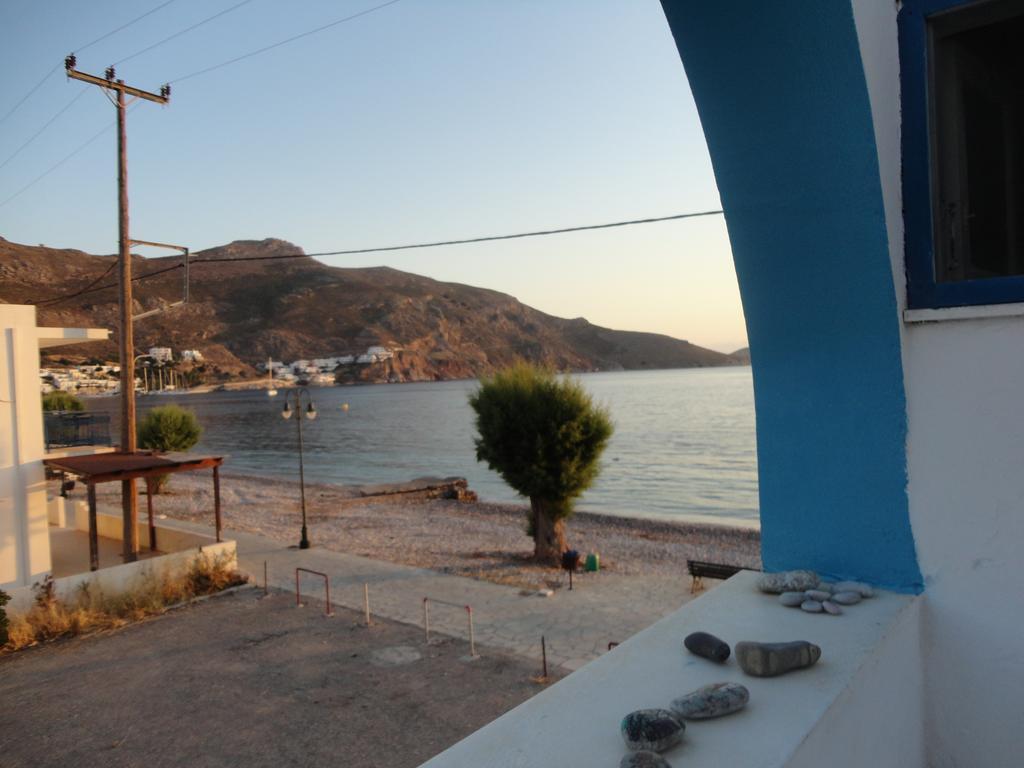 Livadia  Pavlos Rooms מראה חיצוני תמונה