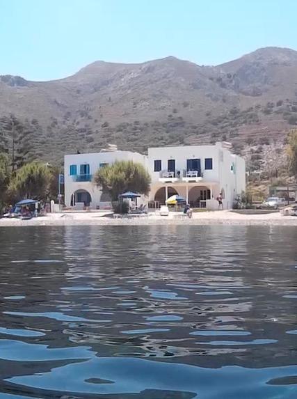 Livadia  Pavlos Rooms מראה חיצוני תמונה