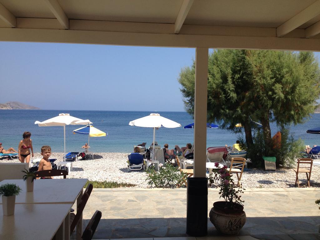 Livadia  Pavlos Rooms מראה חיצוני תמונה