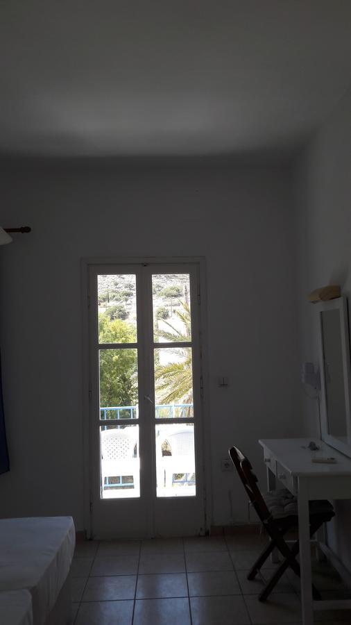 Livadia  Pavlos Rooms מראה חיצוני תמונה