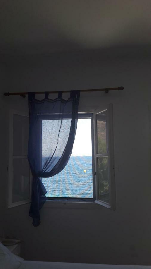 Livadia  Pavlos Rooms מראה חיצוני תמונה